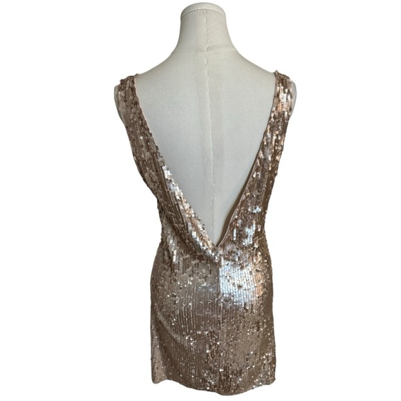 AUDREY 3+1 Champagne Gold Sequin Mini Dress Party NYE Size M Dance Deep V Neck - Picture 2 of 9